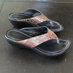 Donald J Pliner Wedge Shoes